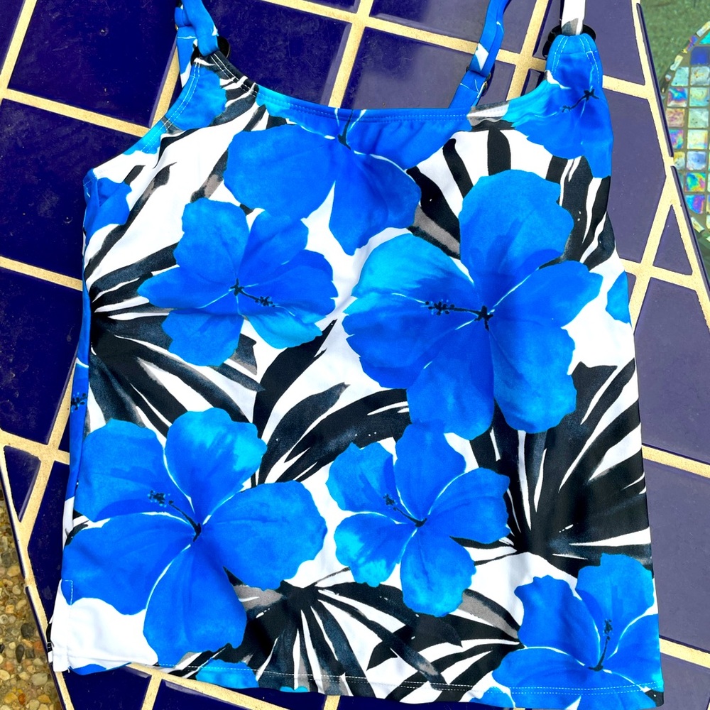 Island Escape, Blue & Black floral design, Tankini Top, Size 8